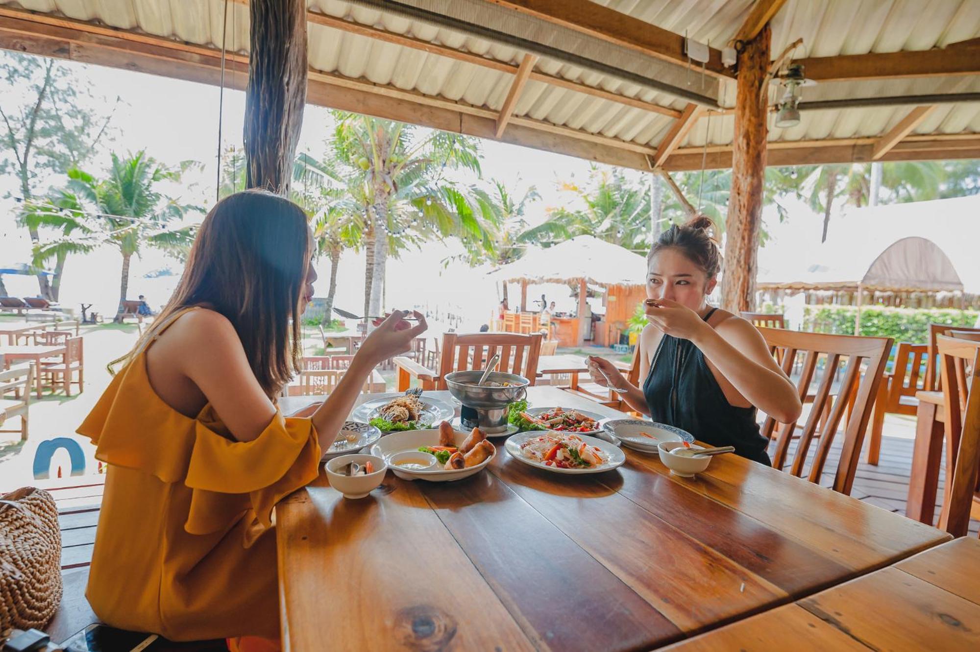 Seafar Resort Ko Kut Luaran gambar