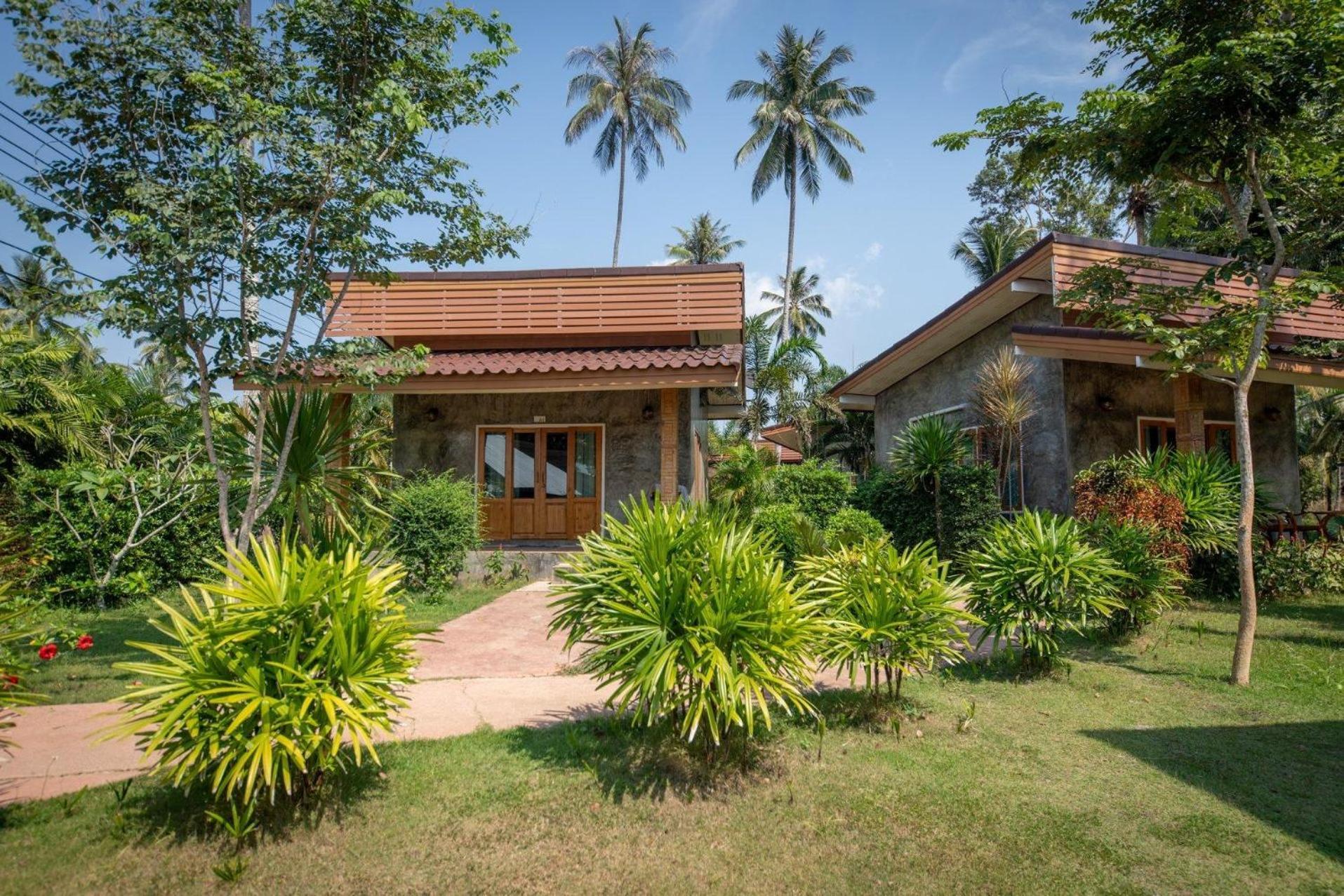 Seafar Resort Ko Kut Luaran gambar