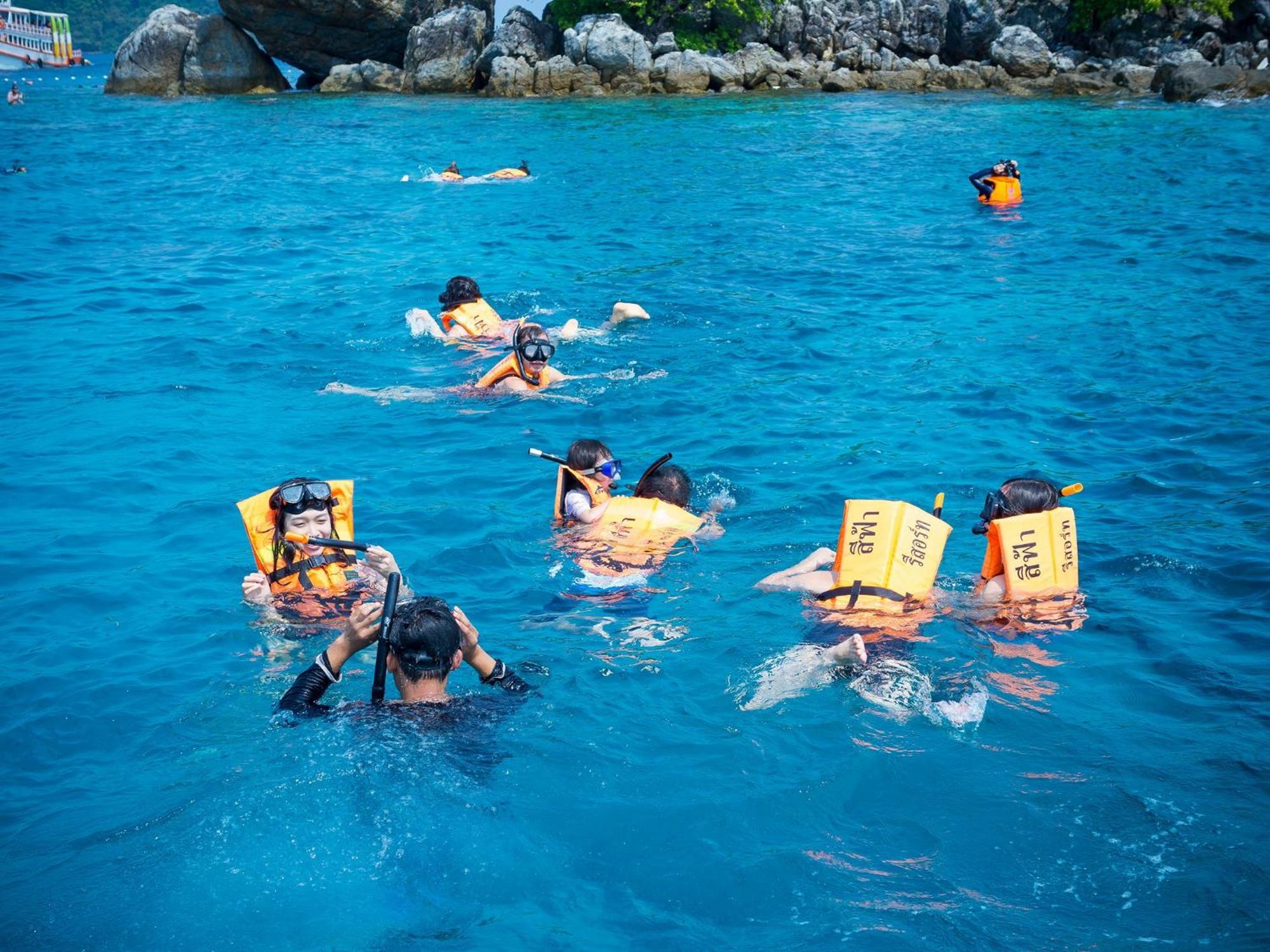 Seafar Resort Ko Kut Luaran gambar